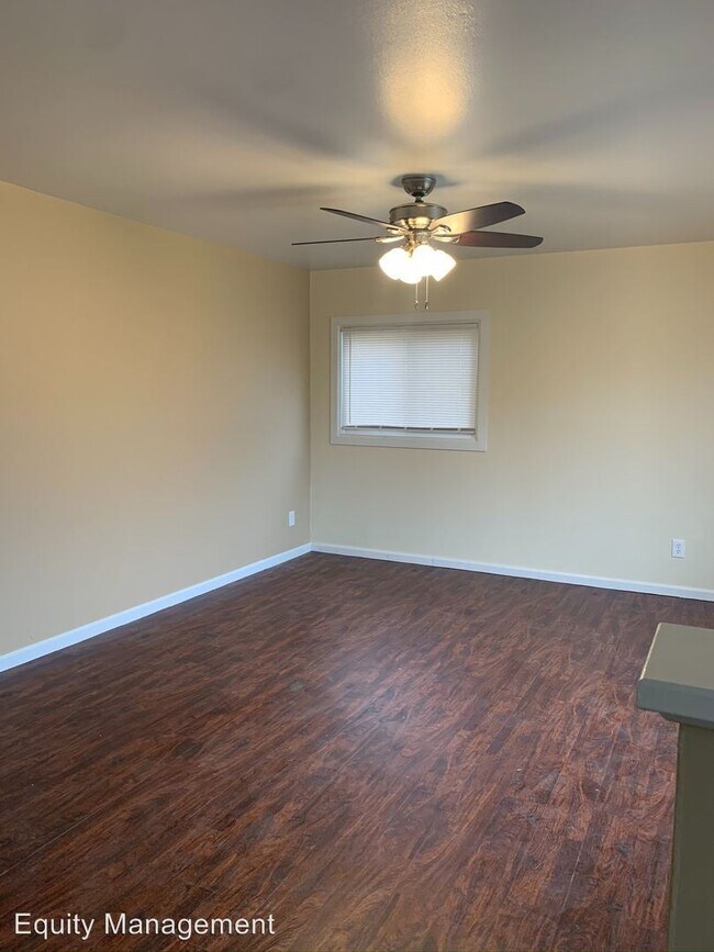 Building Photo - 3 br, 1.5 bath House - 3929 Nassau Court