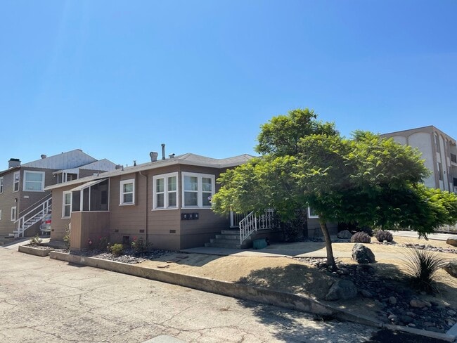 Foto del edificio - 3 Bedroom, 1 Bathroom Single Family Home in Desirable area of Talmadge