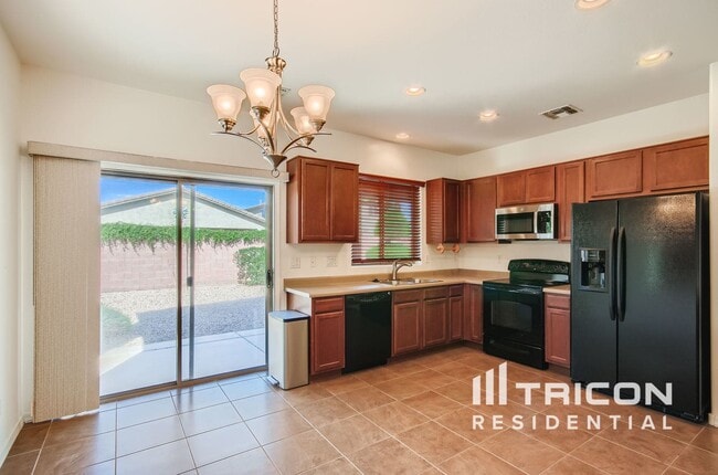 Building Photo - 41220 W Colby Dr