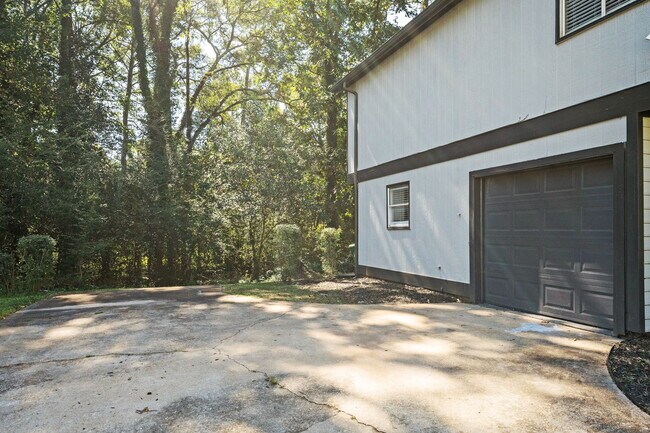 Foto del edificio - 3457 Newberry Downs Ln