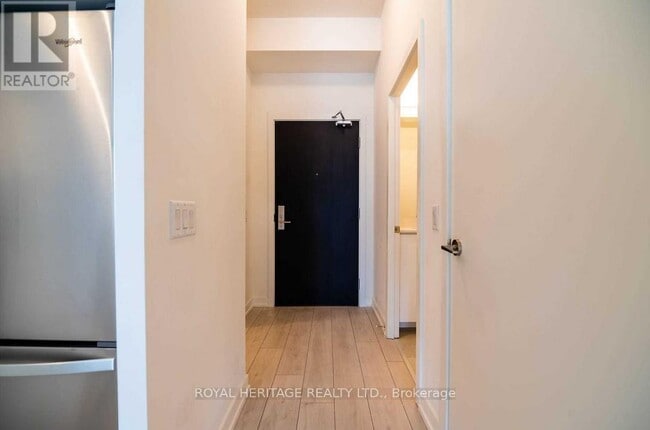 Building Photo - 55 Duke St W