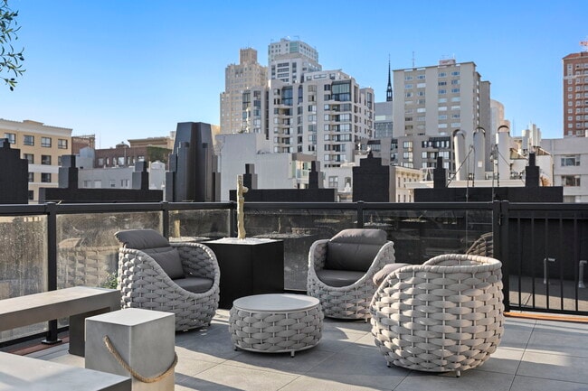 Foto del edificio - 693 Sutter St