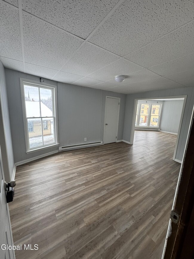 Building Photo - 219 S Main St