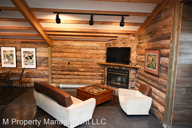 Foto del edificio - 1 br, 1.5 bath House - 2301 NW Alan Ave