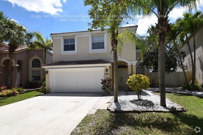 Building Photo - 7594 Oak Grove Cir