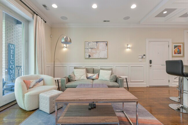 Foto del edificio - 2223 W Wabansia Ave