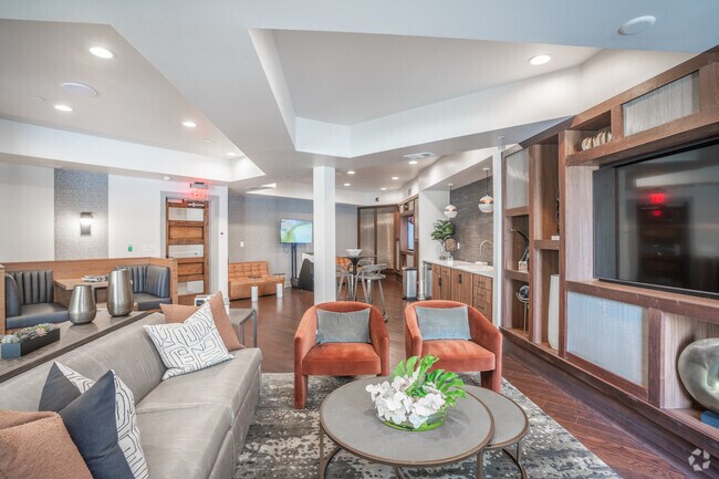 Salón social - 92 West Paces