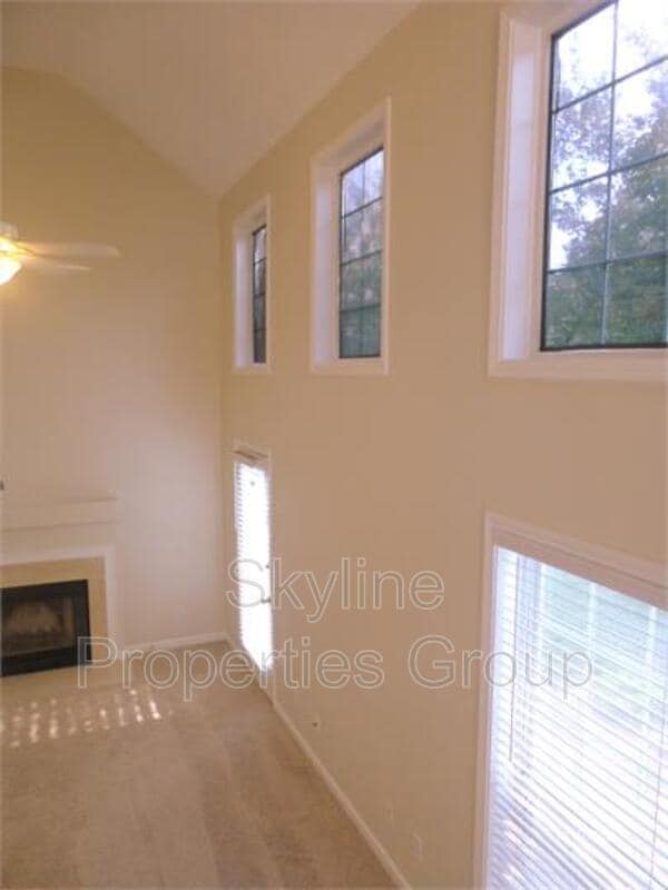 Building Photo - 13337 Aventide Ln