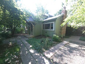 Building Photo - 531 Arapahoe Ave