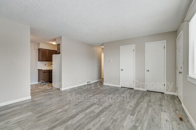 Foto del edificio - 1718 Larch St