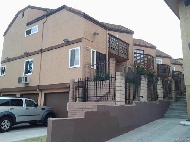 Foto principal - 3228 44th St