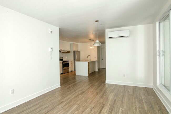 Photo du bâtiment - 9675 Av. Papineau