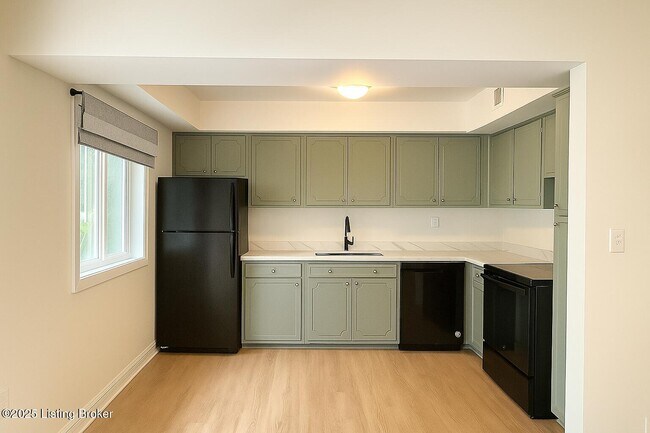 Foto del edificio - 2505 Brownsboro Rd