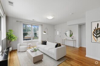 Building Photo - 437 Whiton St