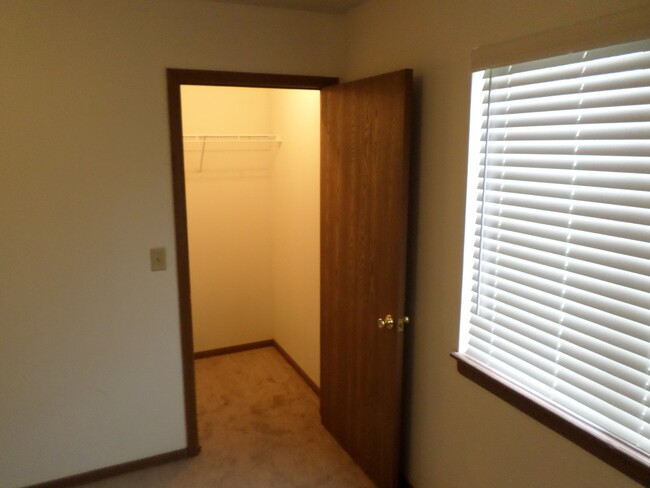 Foto del edificio - Osage 920 922 Duplex