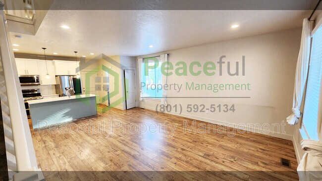 Foto del edificio - 279 Grace Ln