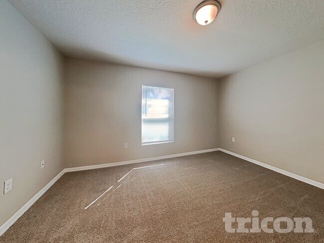 Building Photo - 9268 Gibralter St