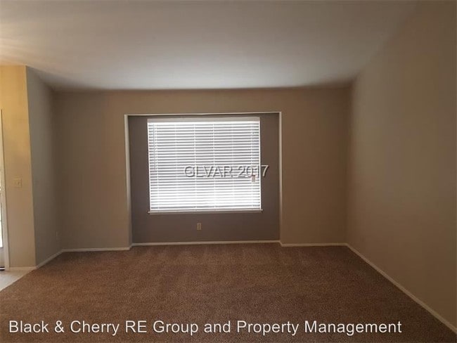 Building Photo - 5616 Crimson Ridge Dr