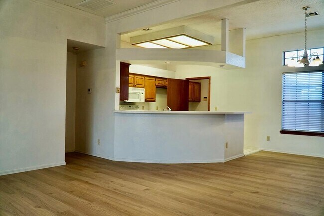 Building Photo - 5004 SE 84th St