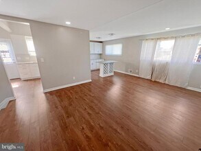 Building Photo - 116 Juniper Ct