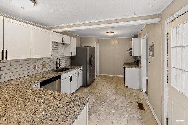Foto del edificio - 79 Springbrook Cir
