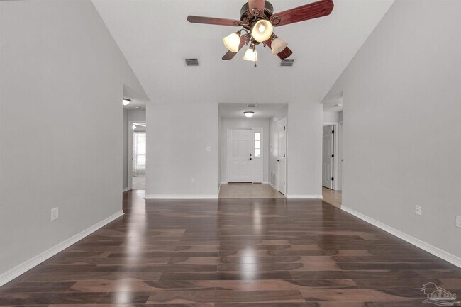 Foto del edificio - 6545 Fern St