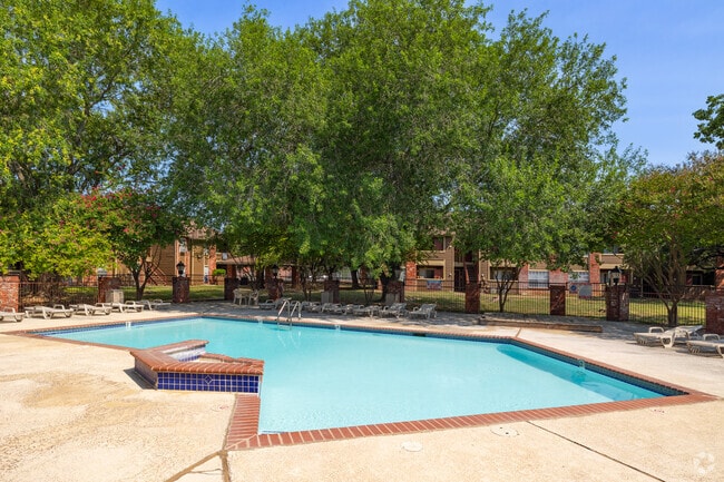 Building Photo - Riverside Ranch Apartments