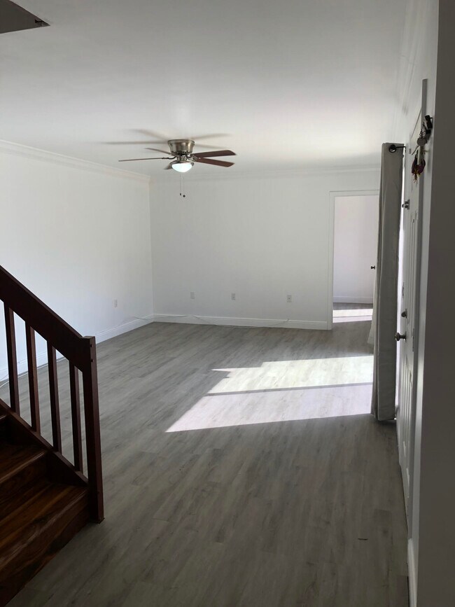 Building Photo - 4119 Wimbledon Dr