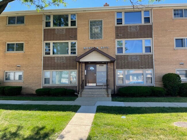 4926 Avenida Harold - 4920 Harold Ave