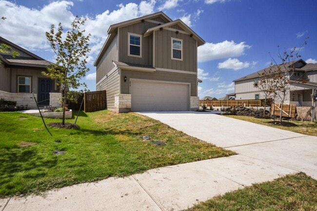 Building Photo - 256 La Dera Dr