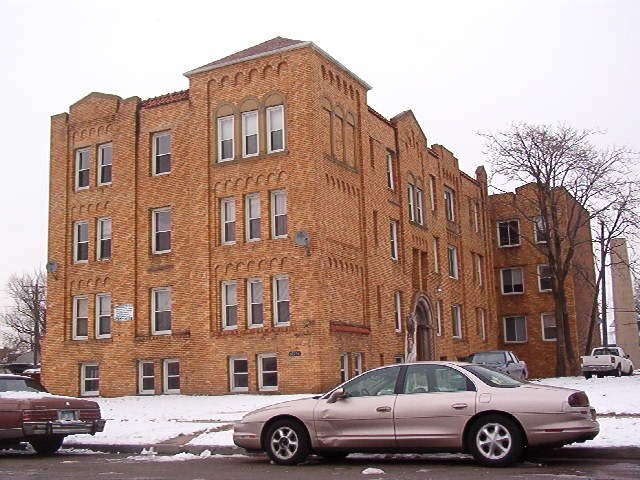 Building Photo - 10036 Broadstreet Ave