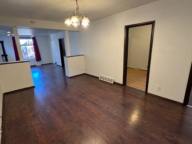 Building Photo - Classic Denver Home: 3 Beds, Updated Kitchen, Private Yard, Parking