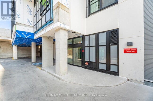 Building Photo - 181 Sterling Rd