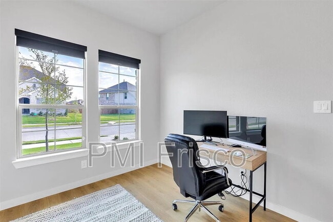 Building Photo - 6105 Poolside Way