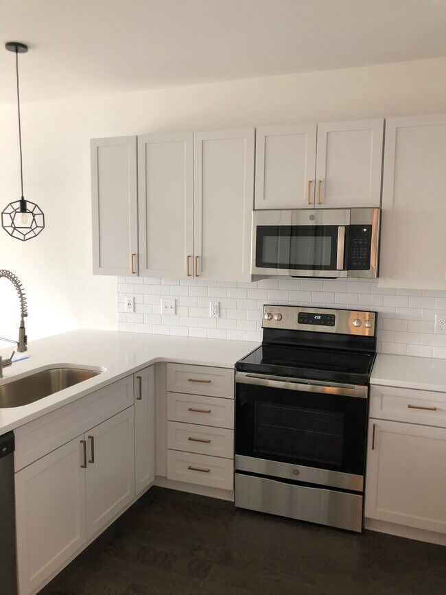 Foto del edificio - 1677 54th Ave N