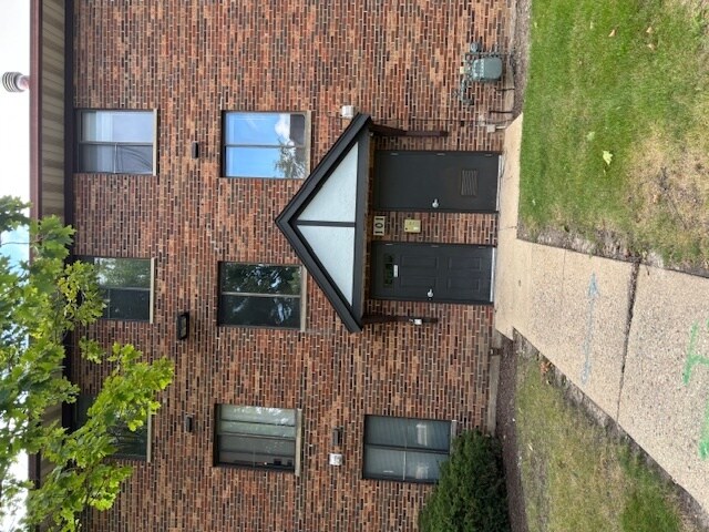 Building Photo - 101 S Gregory St