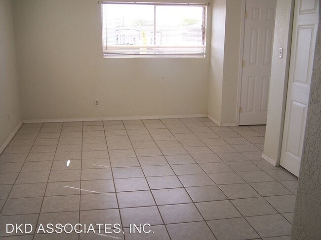 Building Photo - 4117 Kaspar Way