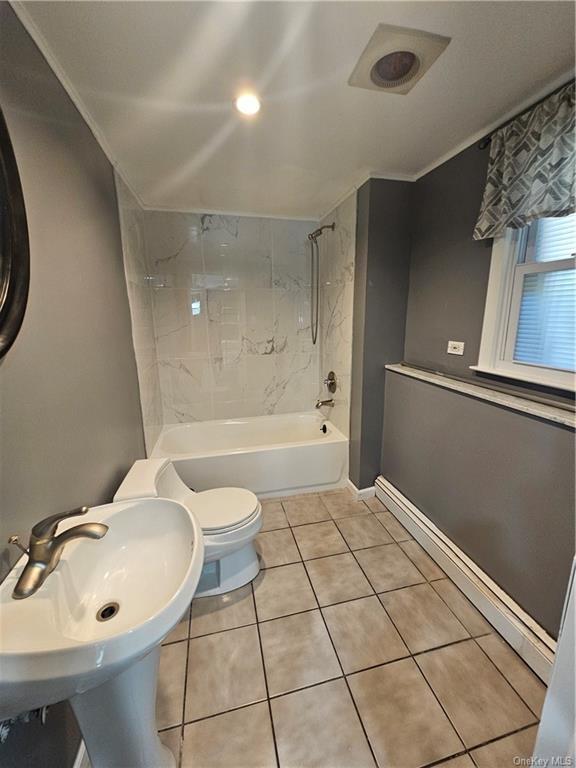 Foto del edificio - 166 Summit Park Rd