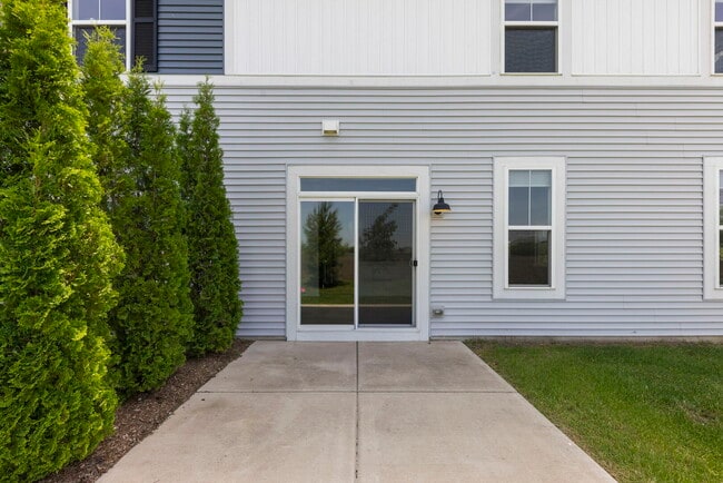 Building Photo - 4184 Calder Ln