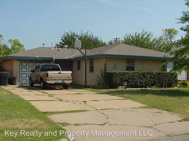 Primary Photo - 1429 SW 66th St