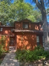 Building Photo - 900 SW 62nd Blvd