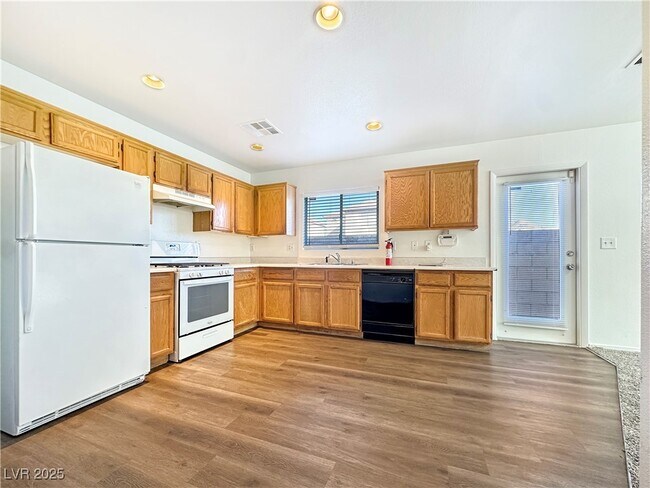 Foto del edificio - 5278 Paradise Valley Ave