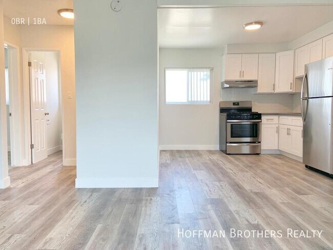 Foto del edificio - 4050 W El Segundo Blvd