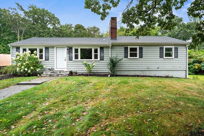 Foto del edificio - 334 N Main St