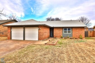 Building Photo - 1734 Bob White Ct