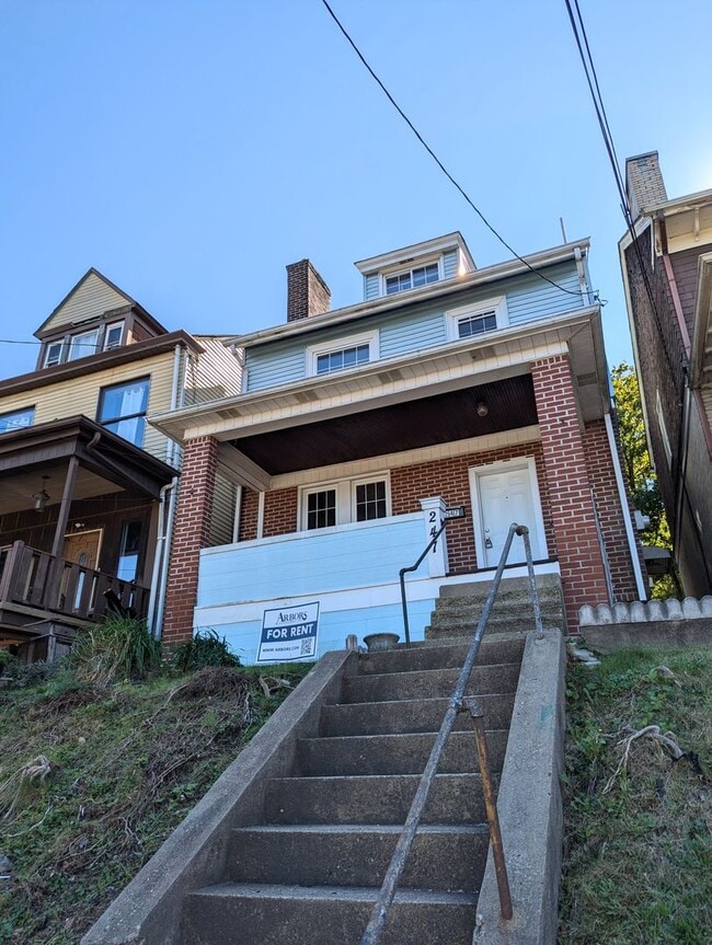 Building Photo - 247 Watson Blvd