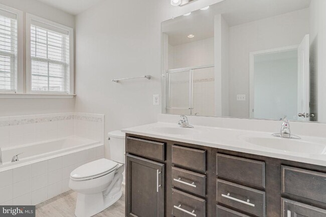 Foto del edificio - 9106 Deer Meadow Ln