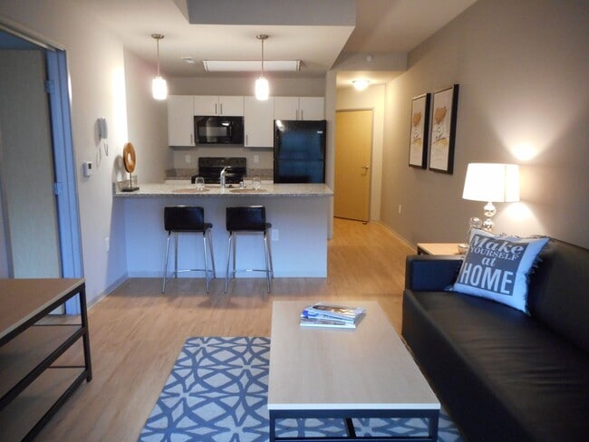 Interior Photo - City View Luxury Furnished Apartments