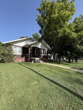 Building Photo - 110 S College Ave