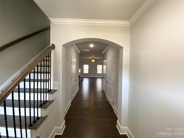 Building Photo - 6027 Villa Ford Ln